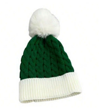 Christmas Knit Hats WEEKLY